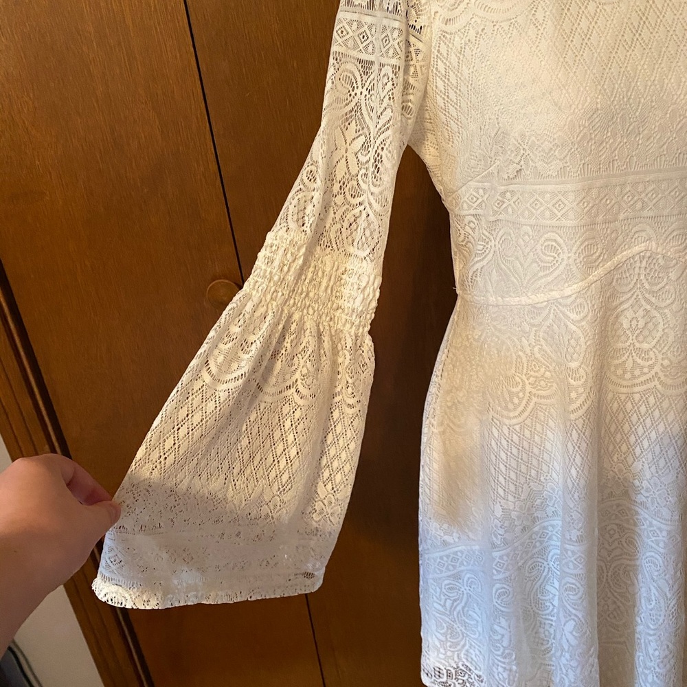 WHITE DETAILED DRESS - Picture 2 of 6